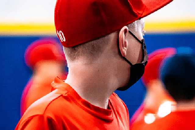 kids are playing kids are playing